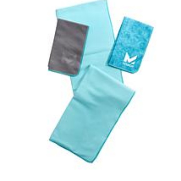 Mission VaporActive Yoga Mat Towel and 2-pack Hand - Picture 2 of 8